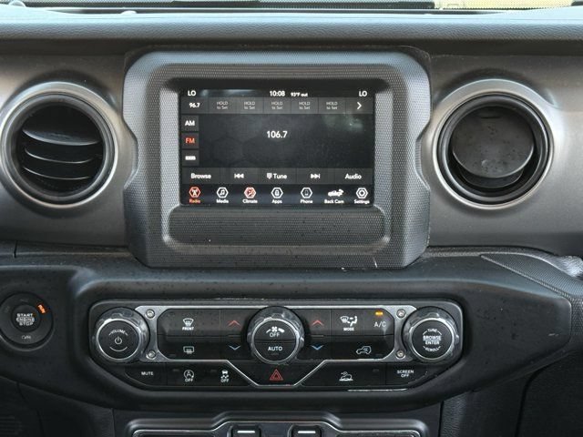 Used 2022 Jeep Gladiator Sport AWD/4WD image 17