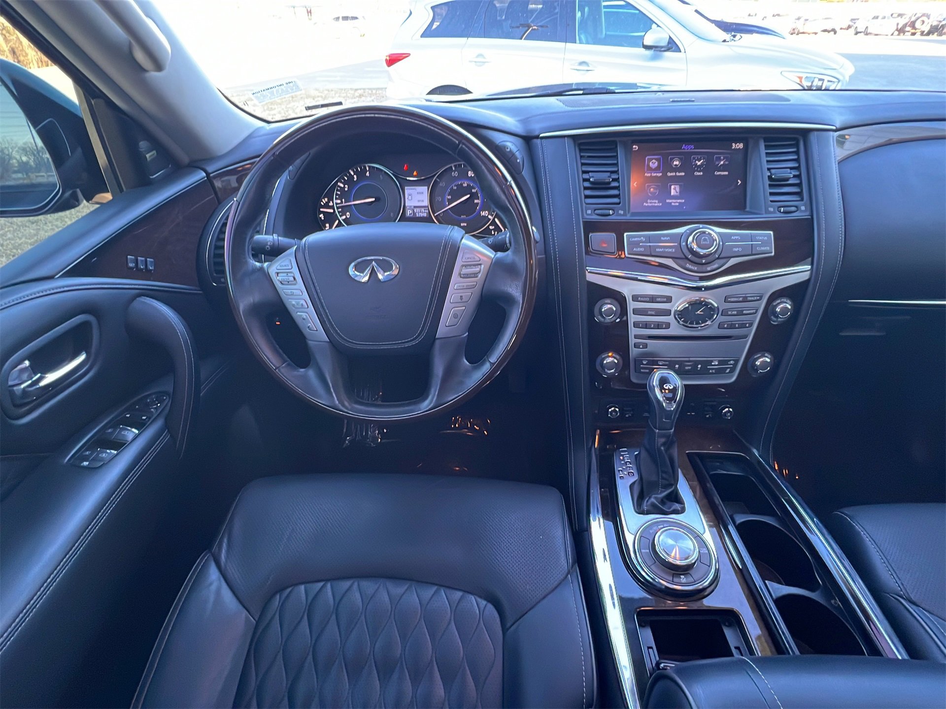 Certified 2018 INFINITI QX80 4WD w/ Deluxe Technology Package image 11