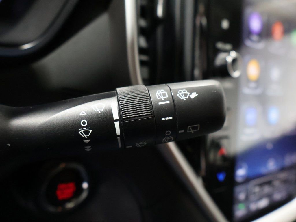 Used 2023 Subaru Ascent Limited image 37