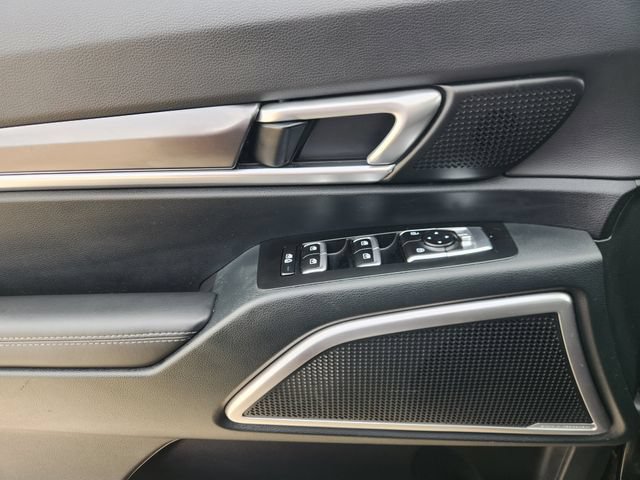 Used 2025 Kia Telluride S FWD image 22