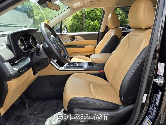 Used 2024 Kia Carnival LX FWD image 9