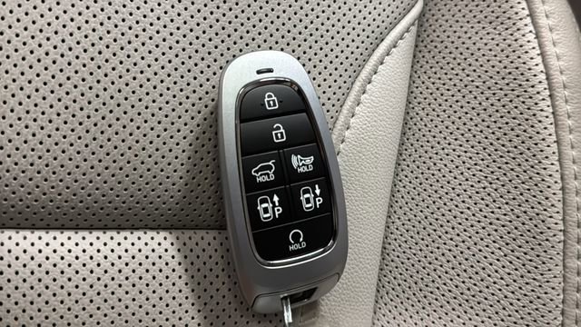 Used 2024 Hyundai Tucson Limited AWD/4WD image 42