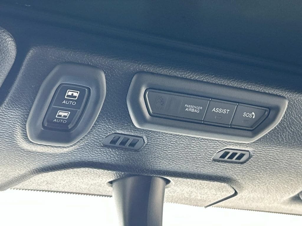 Used 2022 Jeep Wrangler Unlimited Sahara w/ Cold Weather Group AWD/4WD image 37