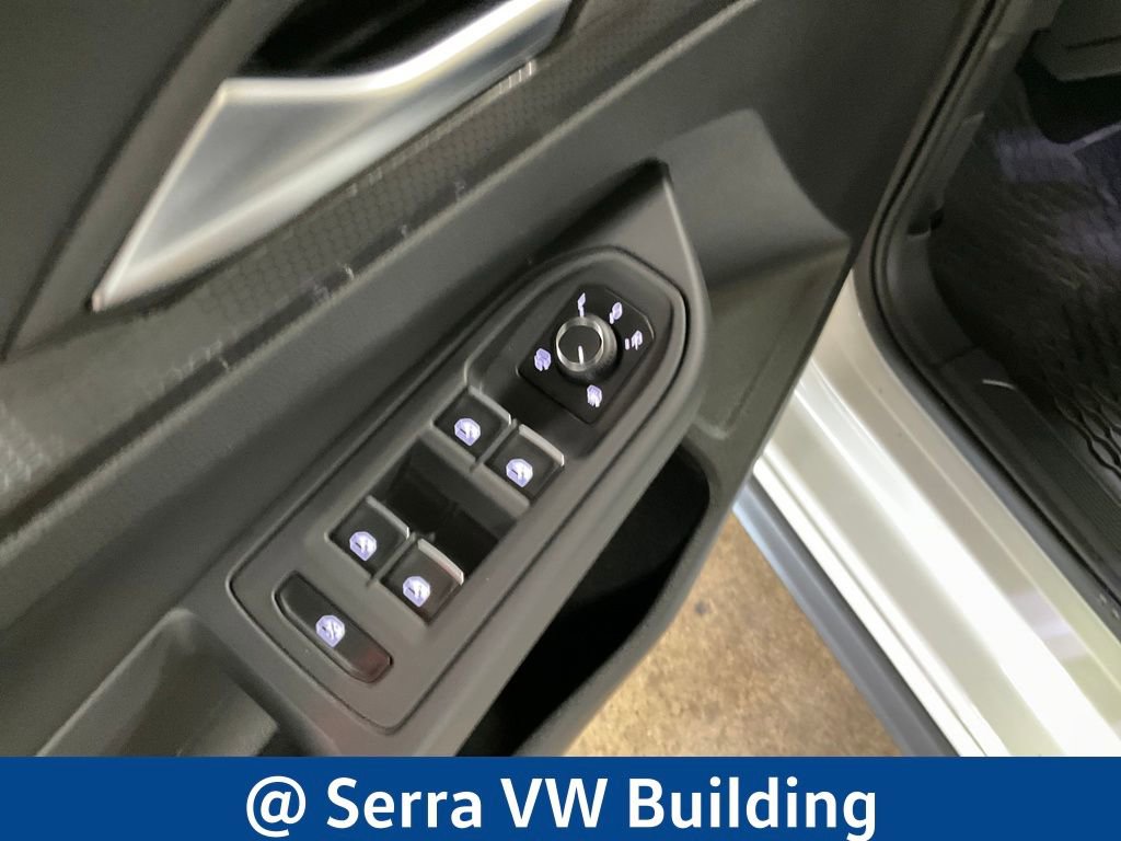 Certified 2024 Volkswagen GTI SE w/ SE Leather Seats Package FWD image 18