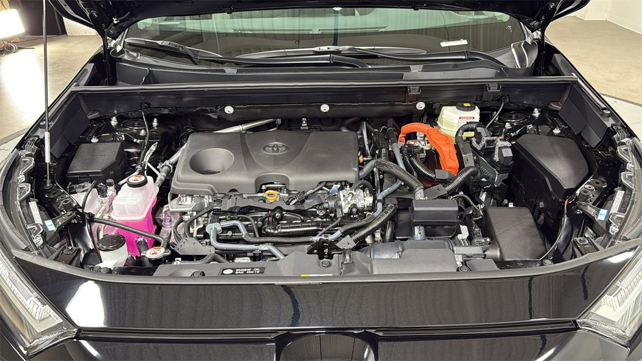 New 2025 Toyota RAV4 XLE image 25