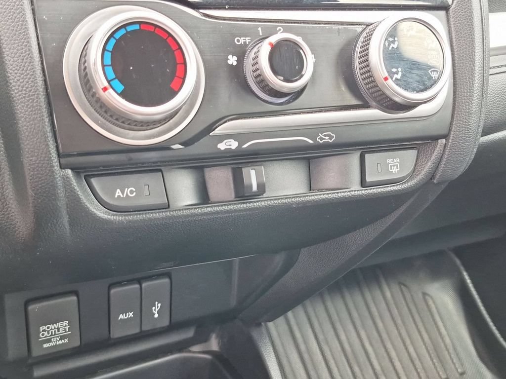 Used 2015 Honda Fit LX image 21