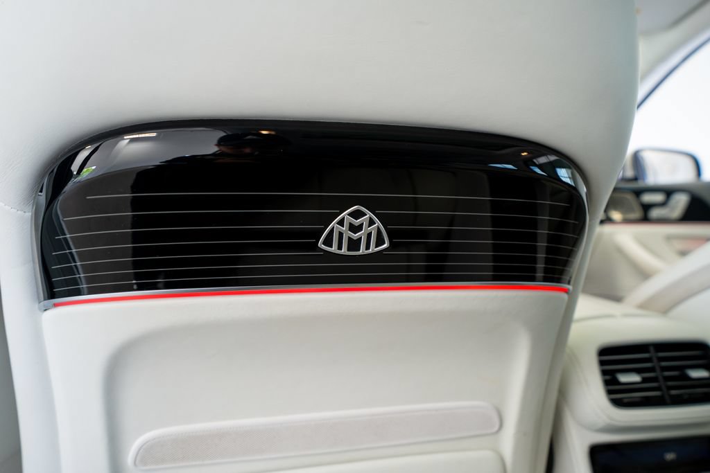 Used 2023 Mercedes-Benz Maybach GLS 600 4MATIC image 42