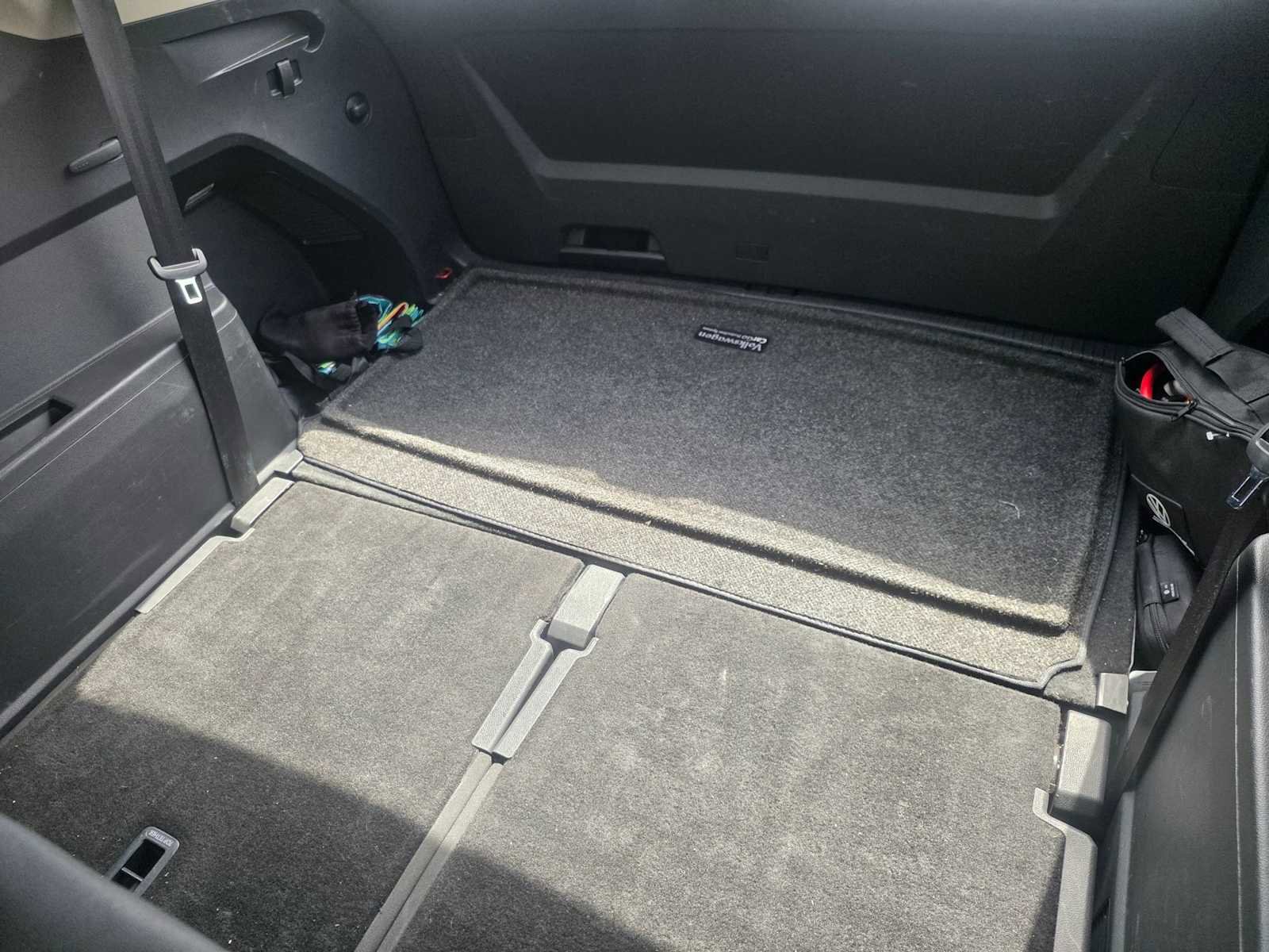 Used 2021 Volkswagen Atlas SEL R-Line image 13