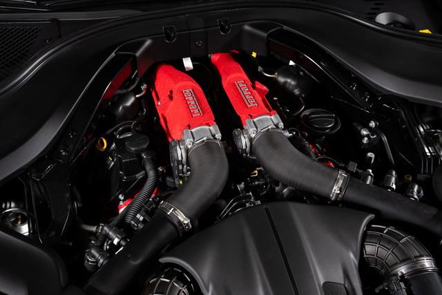 Used 2025 Ferrari Roma Spider RWD image 14