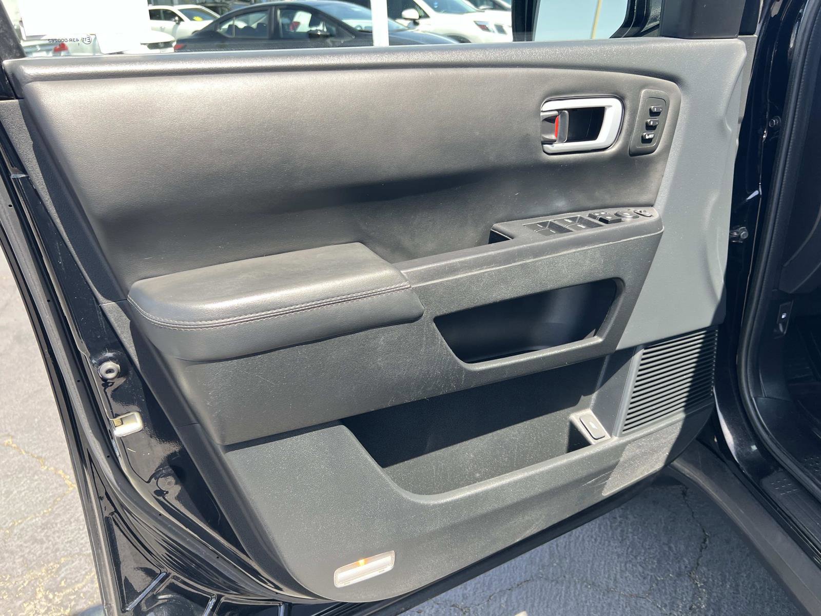 Used 2015 Honda Pilot Touring image 6