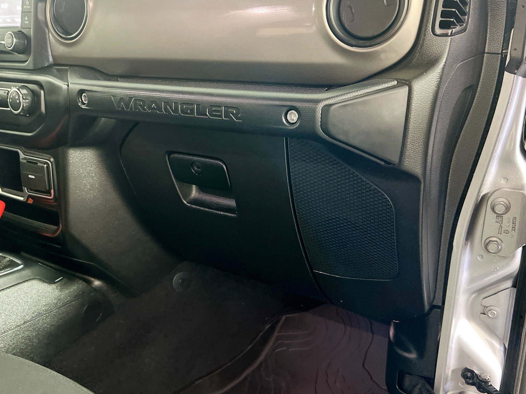 Used 2021 Jeep Wrangler Unlimited Sport image 34