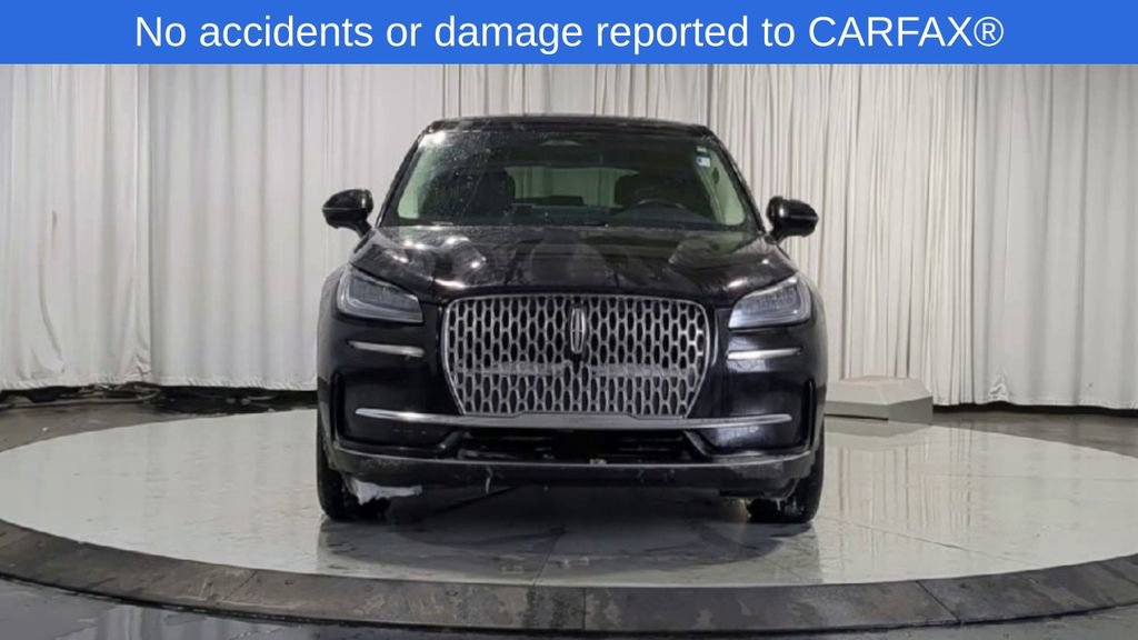 Used 2023 Lincoln Corsair AWD w/ Equipment Group 101A image 3