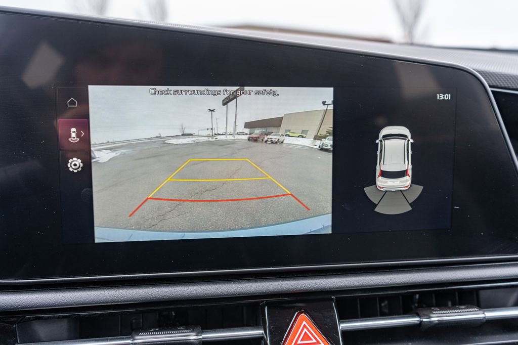 Used 2025 Kia Niro EX w/ EX Cold Weather Package image 36