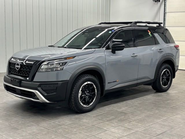 Used 2025 Nissan Pathfinder Rock Creek image 5