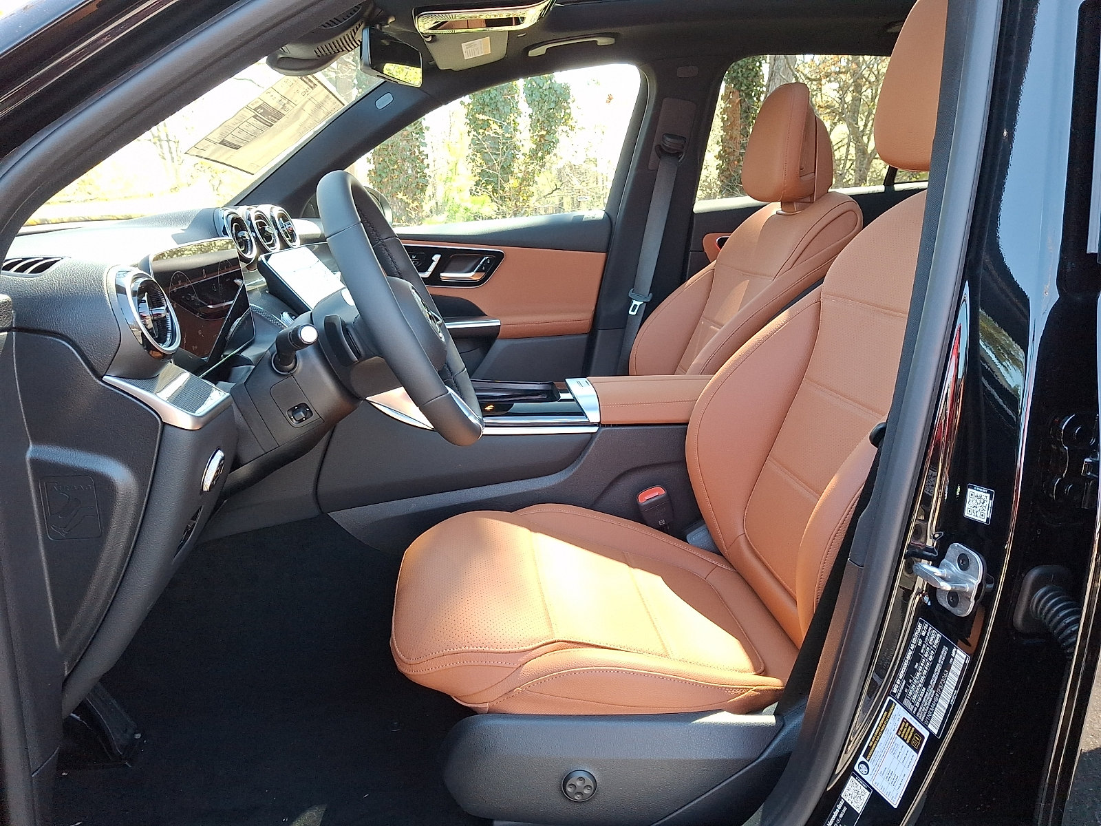 Used 2026 Mercedes-Benz GLC 300 4MATIC image 8