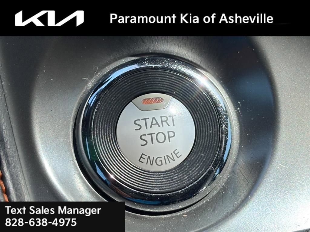 Used 2019 Nissan Maxima SR w/ Premium Package image 14