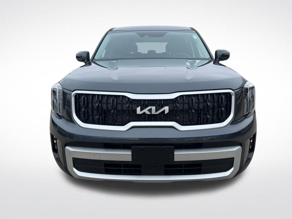 Certified 2024 Kia Telluride LX image 2