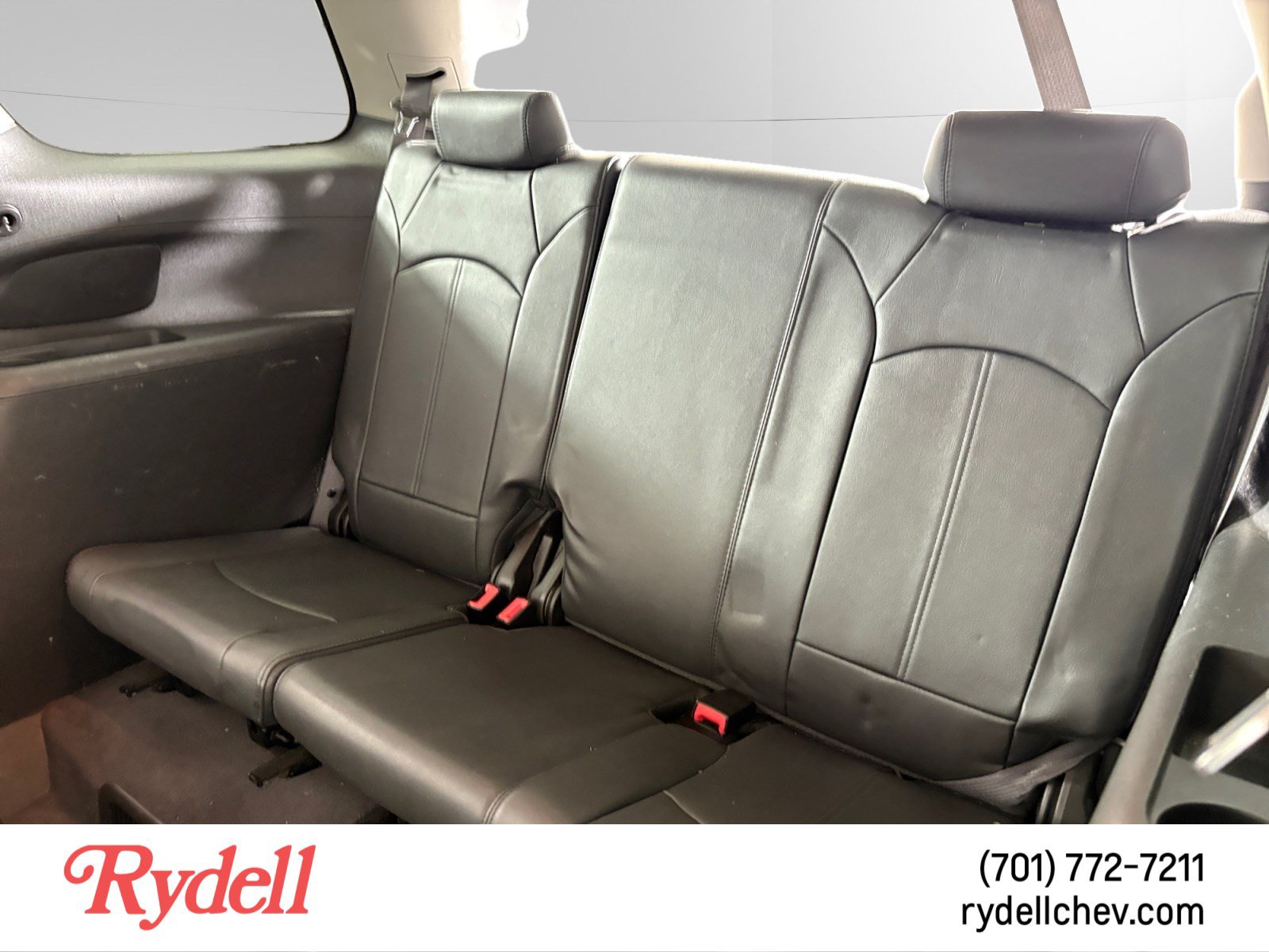 Used 2012 GMC Acadia SLT FWD image 16
