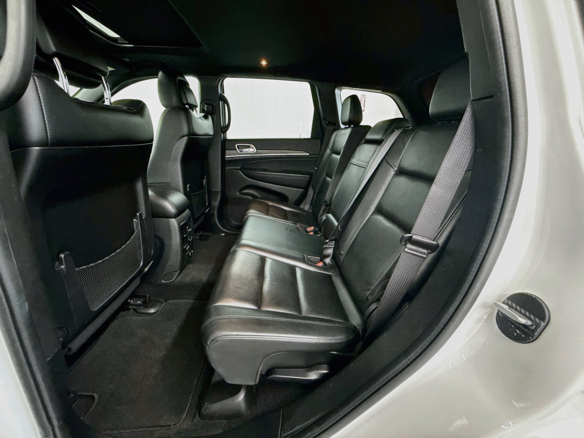 Used 2021 Jeep Grand Cherokee Limited RWD image 30