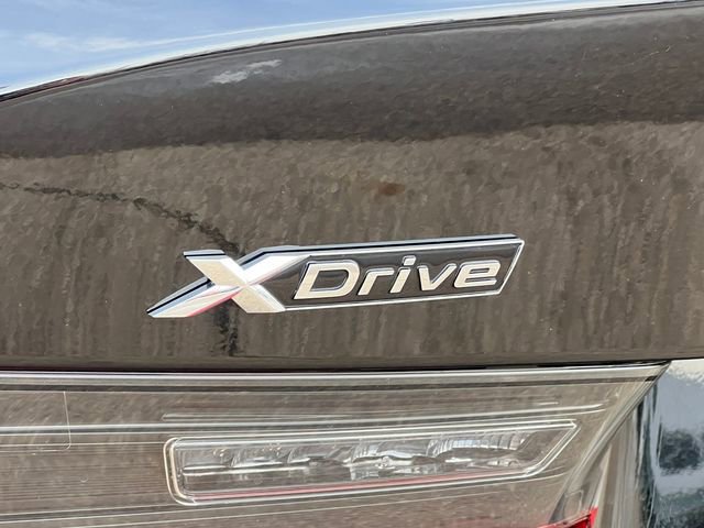 Used 2025 BMW 330i xDrive Sedan image 10