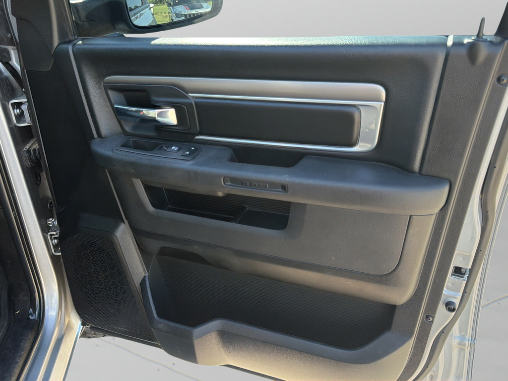 Used 2022 RAM 1500 Warlock AWD/4WD image 10