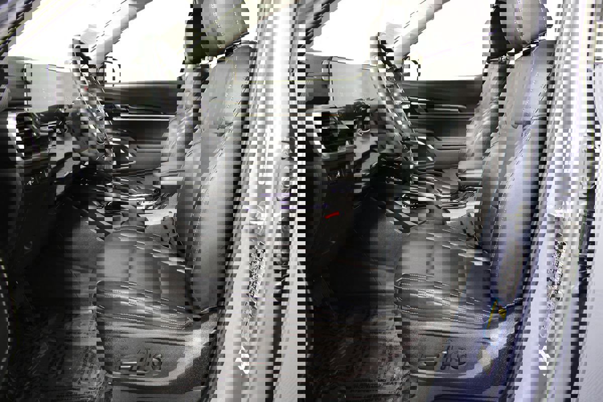 Used 2023 Kia Telluride S image 31