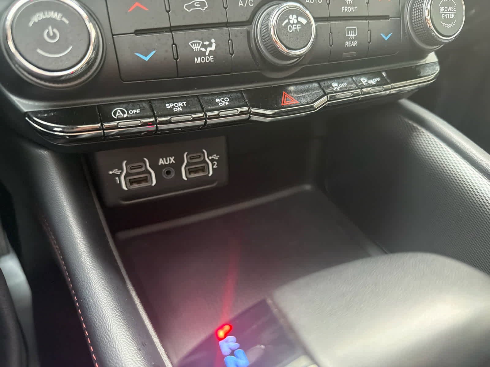 Used 2024 Dodge Durango GT image 31