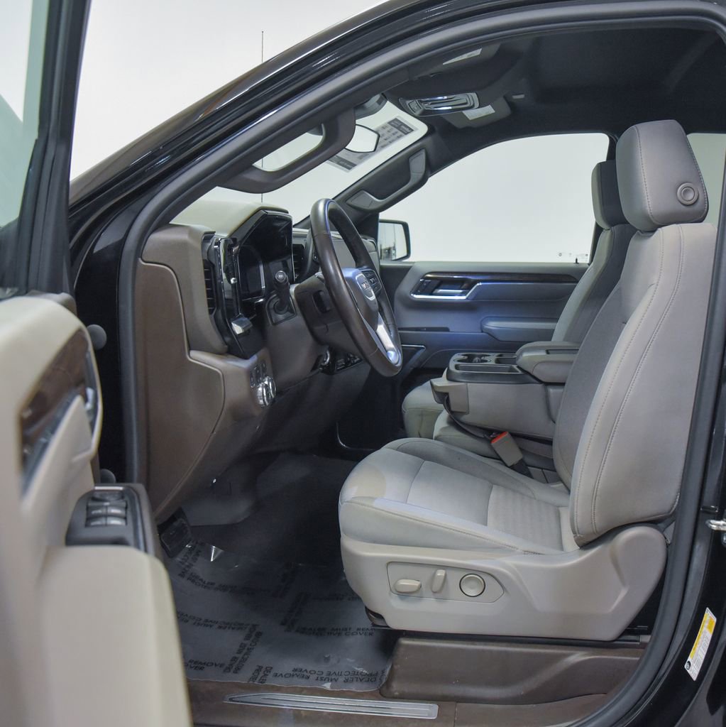 Used 2023 GMC Sierra 1500 SLE AWD/4WD image 2