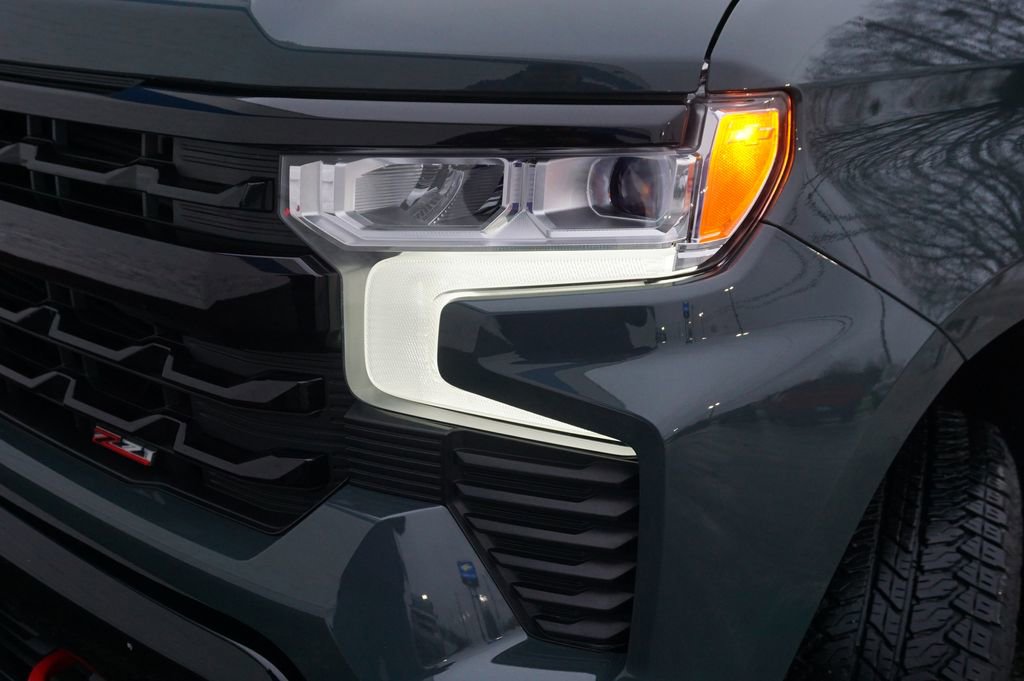 Used 2025 Chevrolet Silverado 1500 LT Trail Boss w/ Convenience Package II image 37