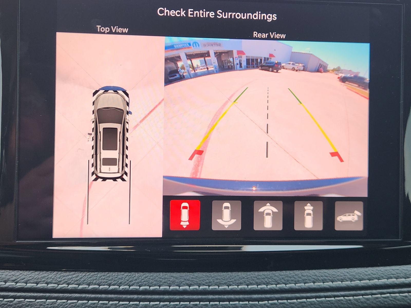 New 2027 Chrysler Pacifica Limited w/ Family Tech Group FWD image 16