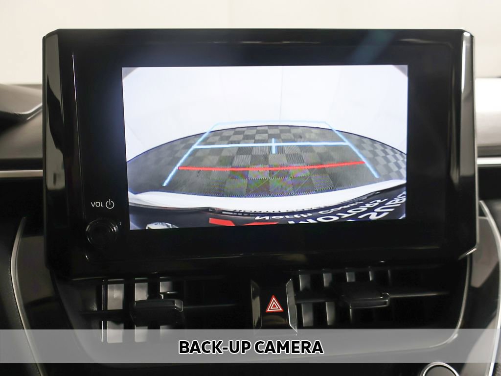 Used 2024 Toyota Corolla LE FWD image 4