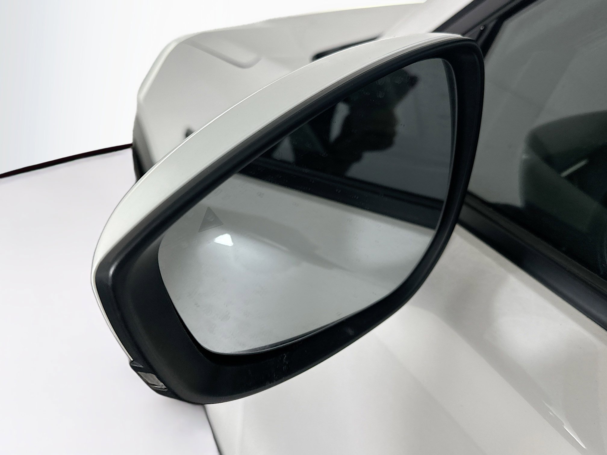 Used 2024 MAZDA CX-90 Plug-In Hybrid w/ Preferred image 16