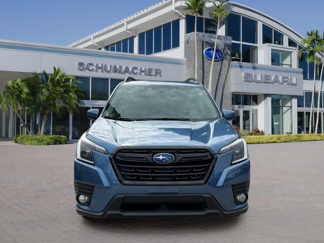 Certified 2023 Subaru Forester Premium AWD/4WD image 2