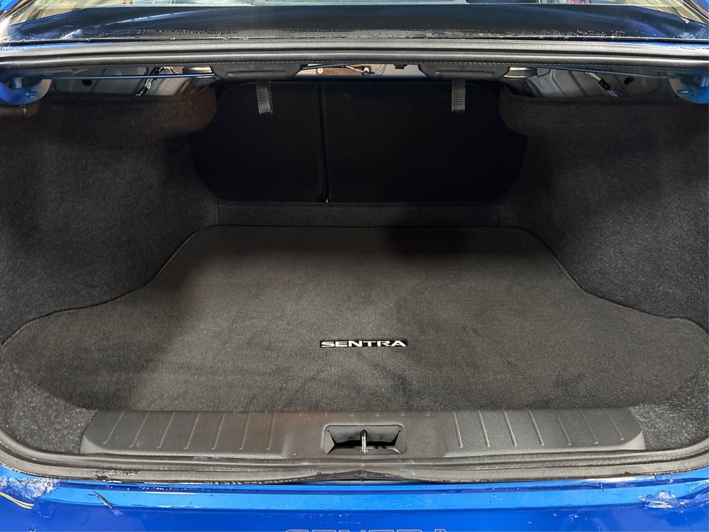 Used 2022 Nissan Sentra SV w/ Trunk Package image 11