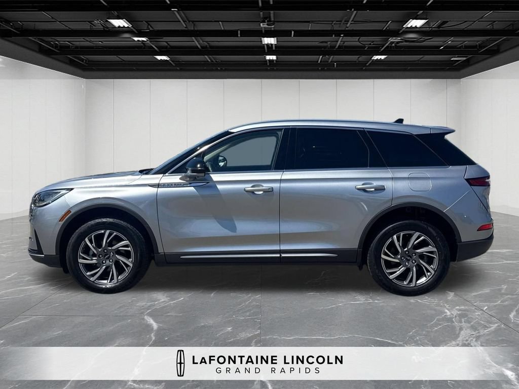 Certified 2023 Lincoln Corsair AWD w/ Equipment Group 101A image 2