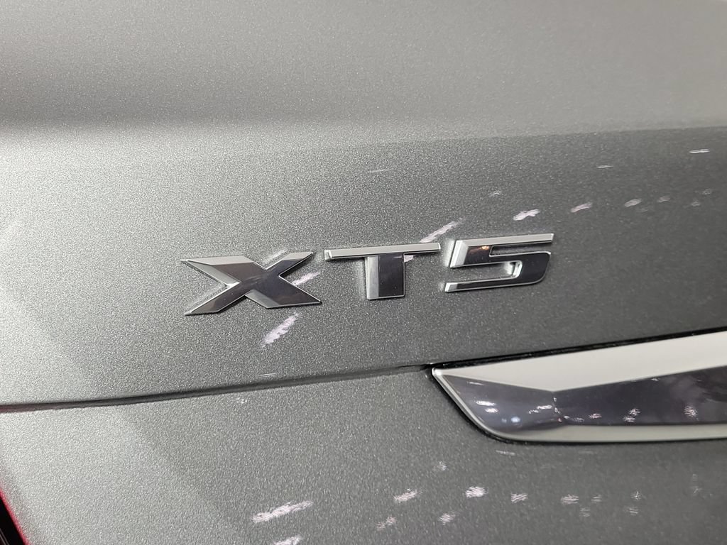 Certified 2024 Cadillac XT5 Premium Luxury AWD/4WD image 7