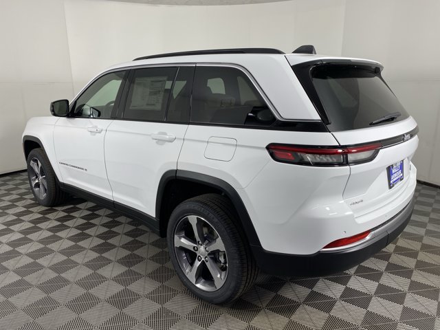 New 2026 Jeep Grand Cherokee Limited AWD/4WD image 10