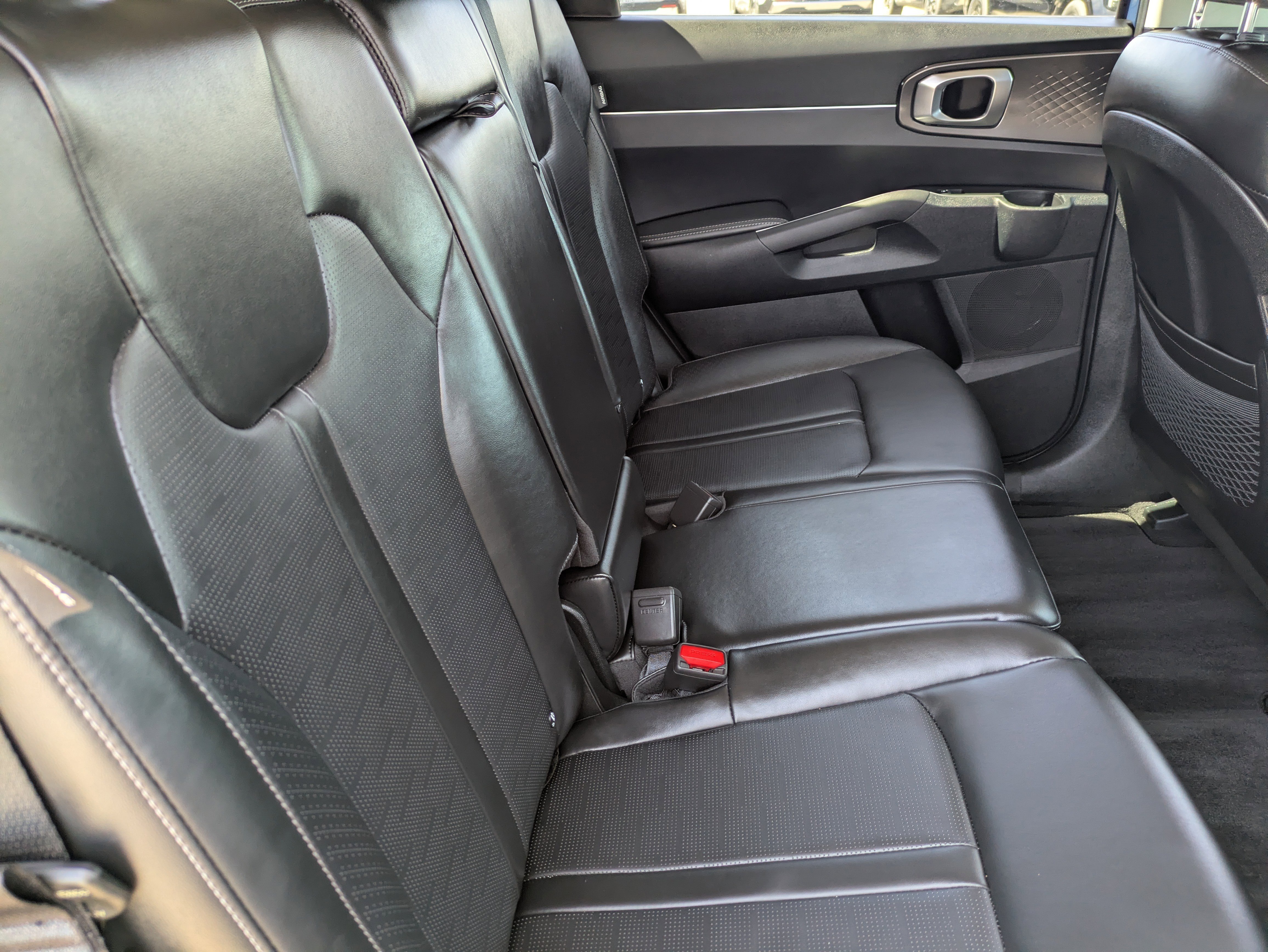 Certified 2025 Kia Sorento S w/ Panoramic Sunroof Package FWD image 14