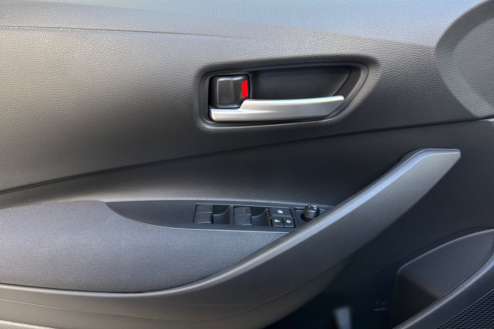 New 2026 Toyota Corolla SE FWD image 12