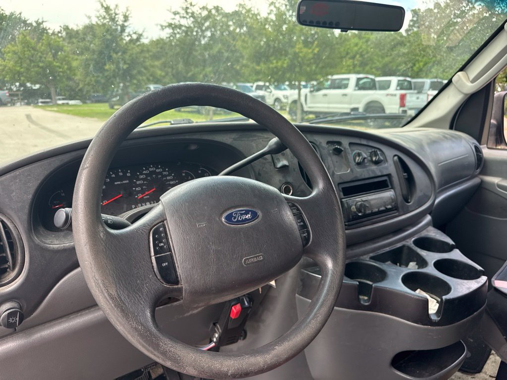 Used 2008 Ford E-250 and Econoline 250 RWD image 9