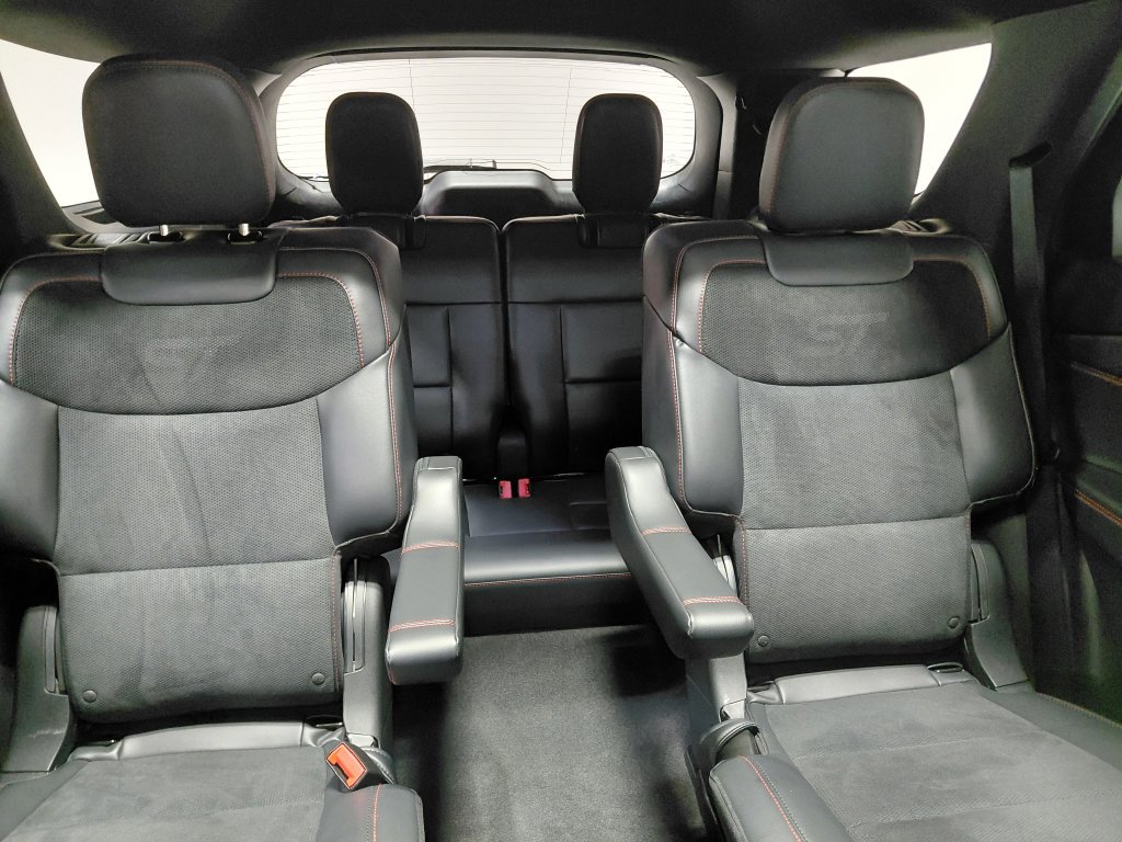 Certified 2025 Ford Explorer ST w/ Sun And Sound Package AWD/4WD image 7