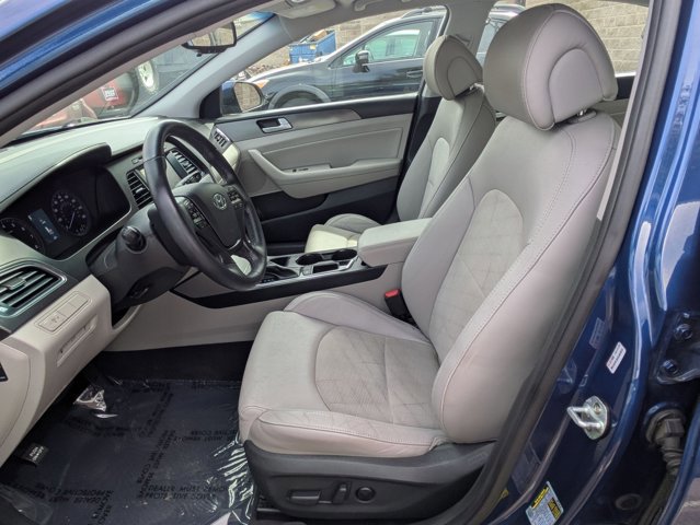 Used 2017 Hyundai Sonata Sport w/ Value Edition Package 02 FWD image 10
