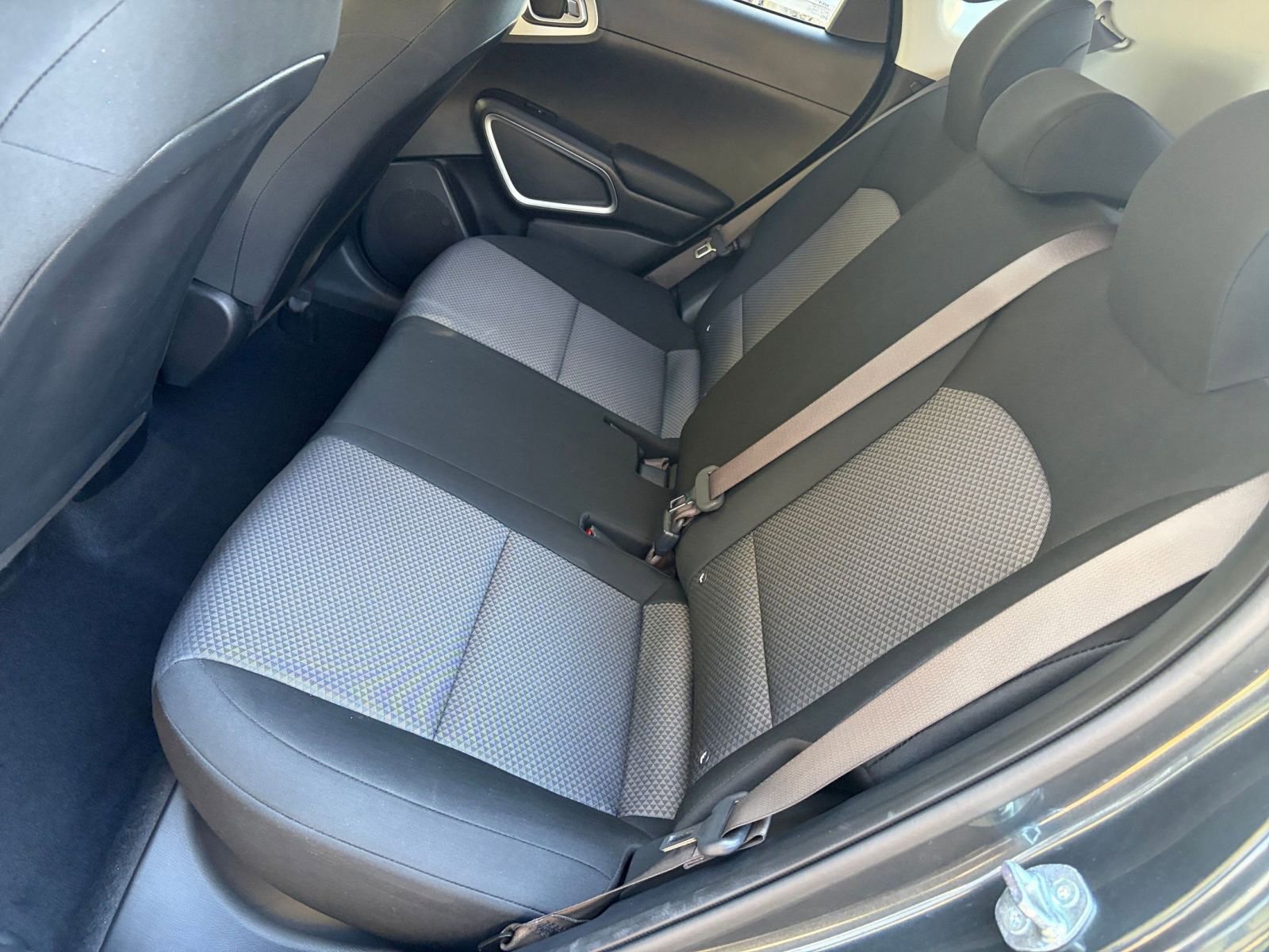 Used 2025 Kia Soul LX w/ LX Technology Package image 34