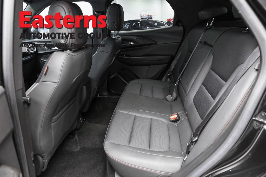 Used 2023 Chevrolet TrailBlazer RS w/ Convenience Package AWD/4WD image 21