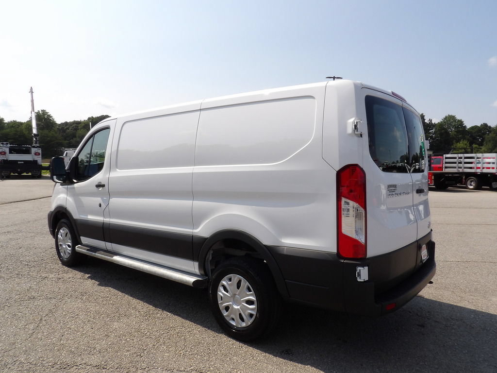 Used 2025 Ford Transit 250 Low Roof w/ Exterior Upgrade Package RWD image 4