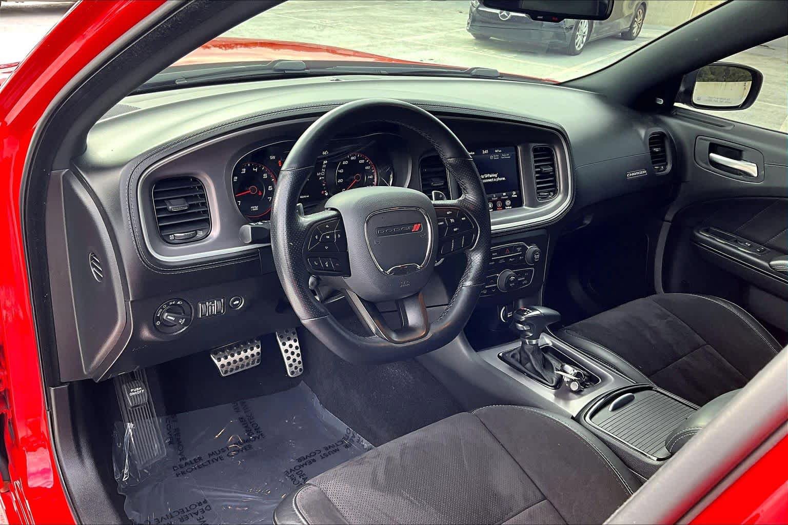 Used 2022 Dodge Charger R/T w/ Plus Group image 18