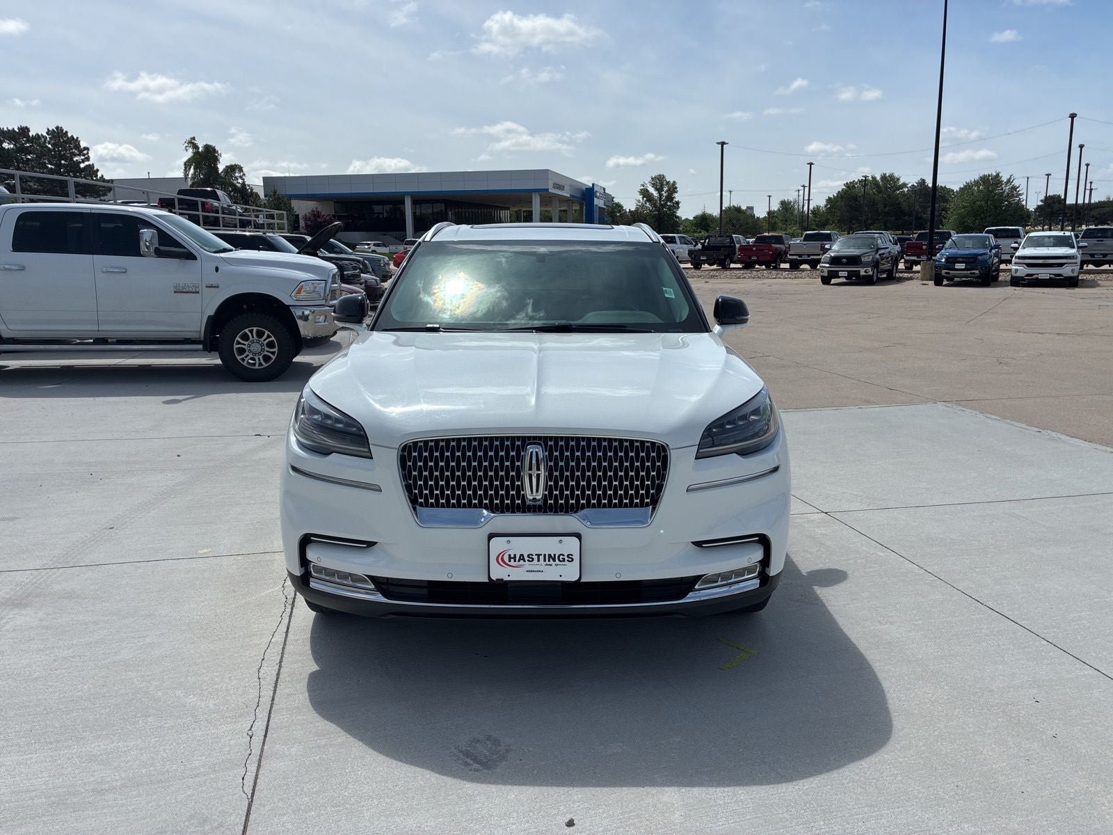 Used 2020 Lincoln Aviator Reserve w/ Equipment Group 201A AWD/4WD image 11