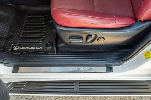 Used 2020 Lexus GX 460 Premium image 18