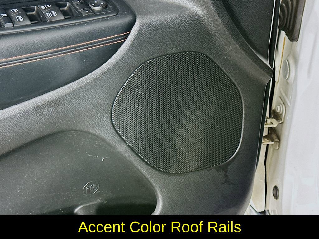 Used 2016 Jeep Grand Cherokee Laredo 75th Anniversary image 25