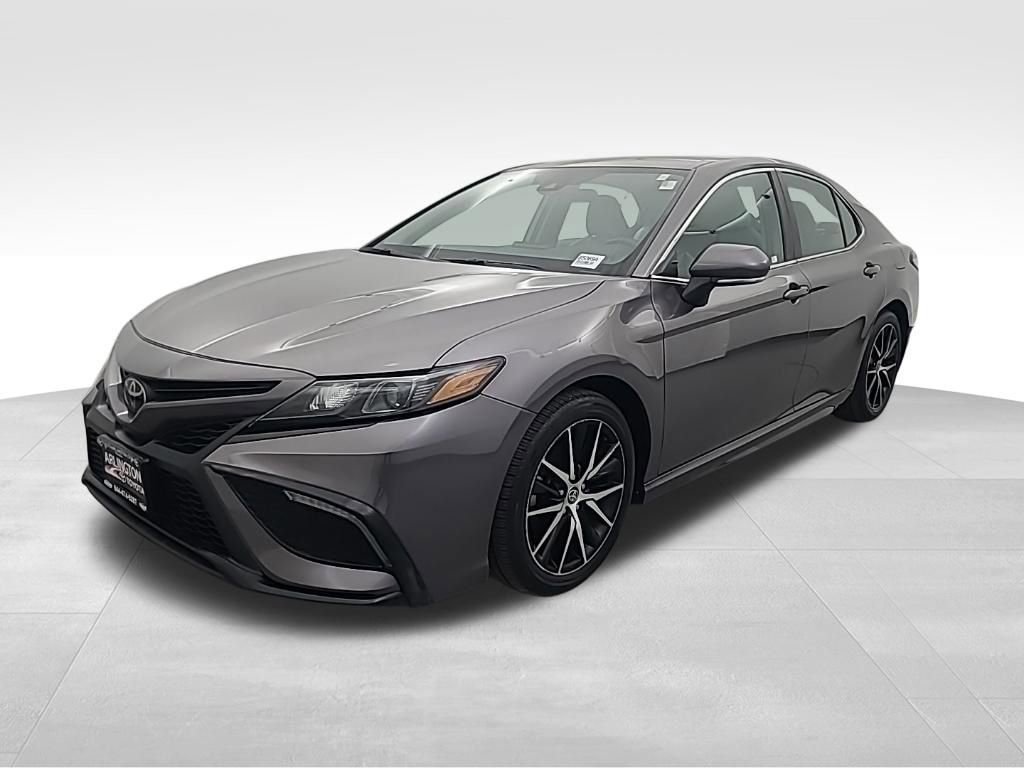 Used 2023 Toyota Camry SE image 8